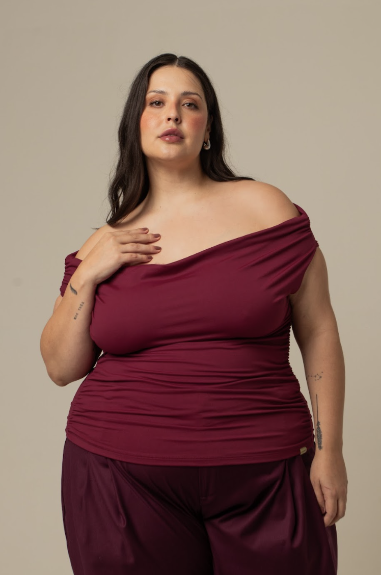 blusa ombro a ombro clássica