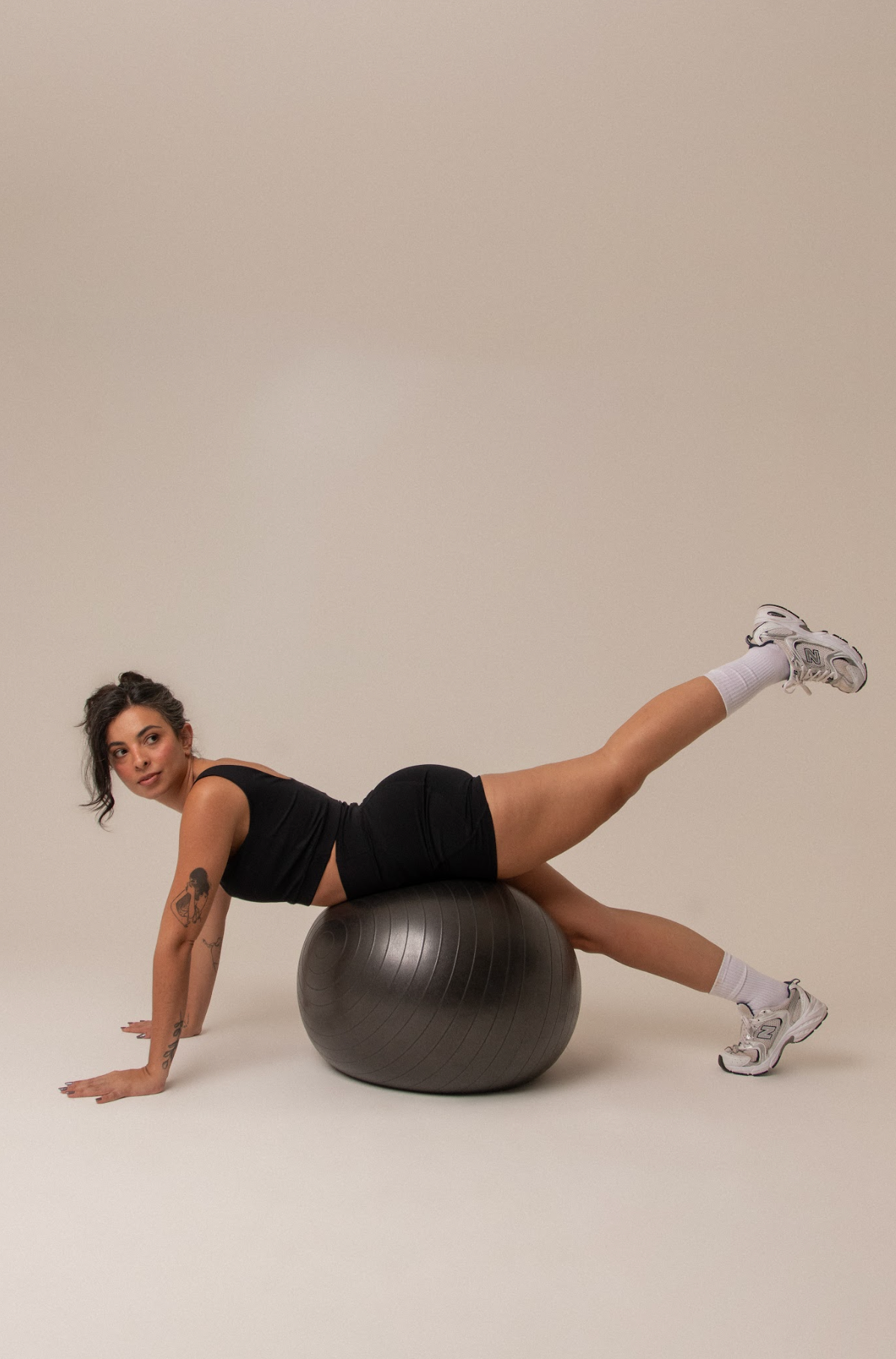 short compress gym babe | short fitness com bolsos