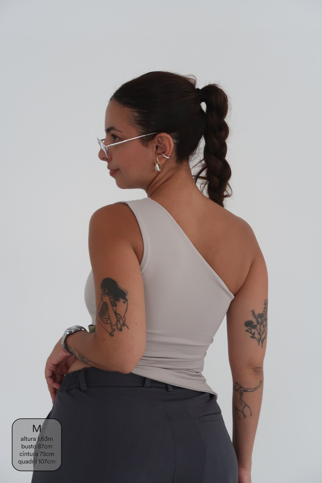 blusa assimétrica desejo clássica