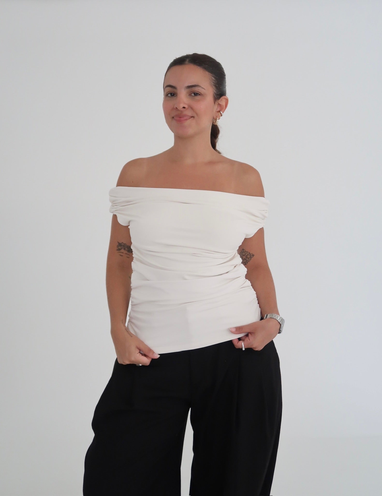 blusa ombro a ombro clássica
