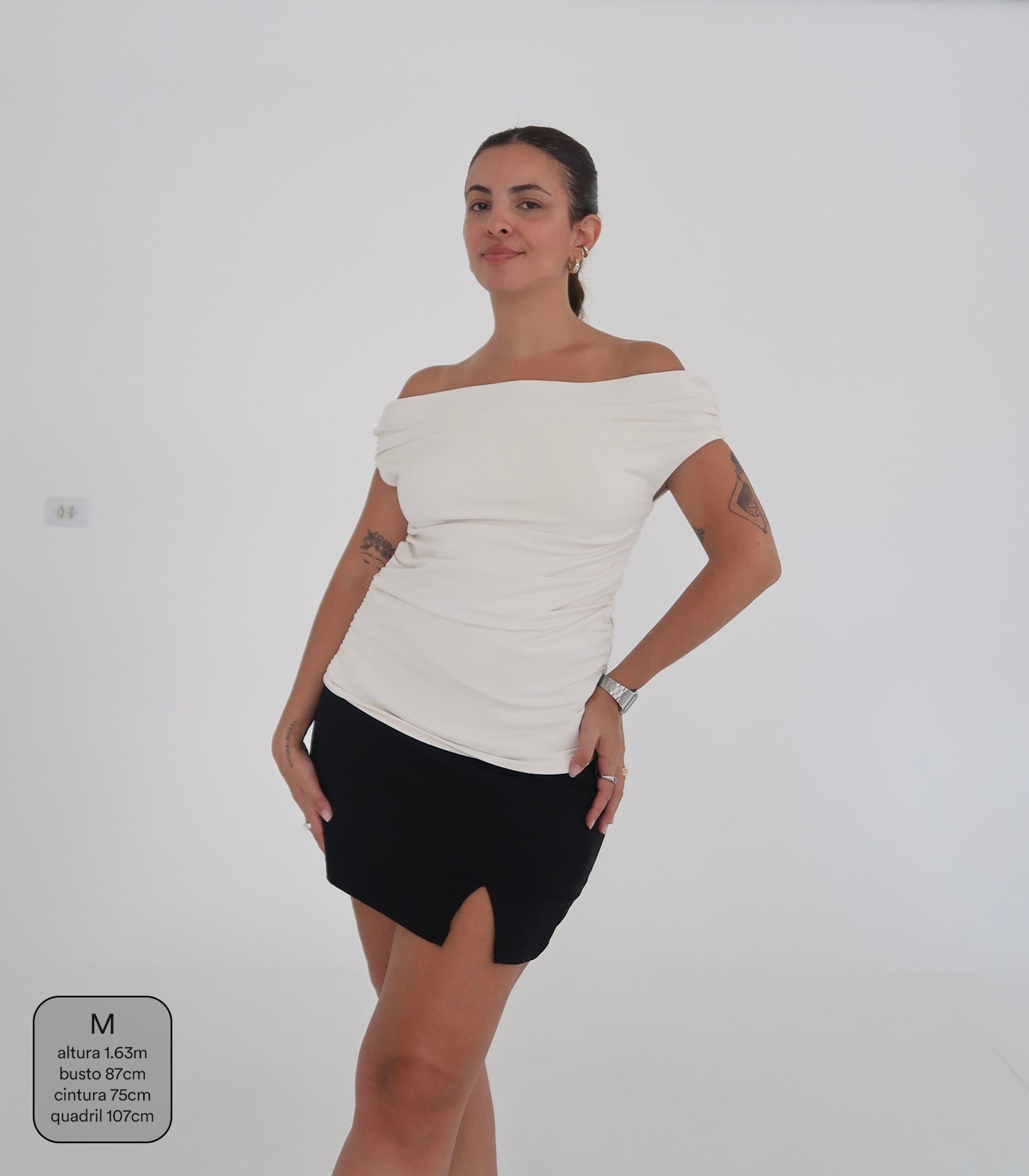 blusa ombro a ombro clássica