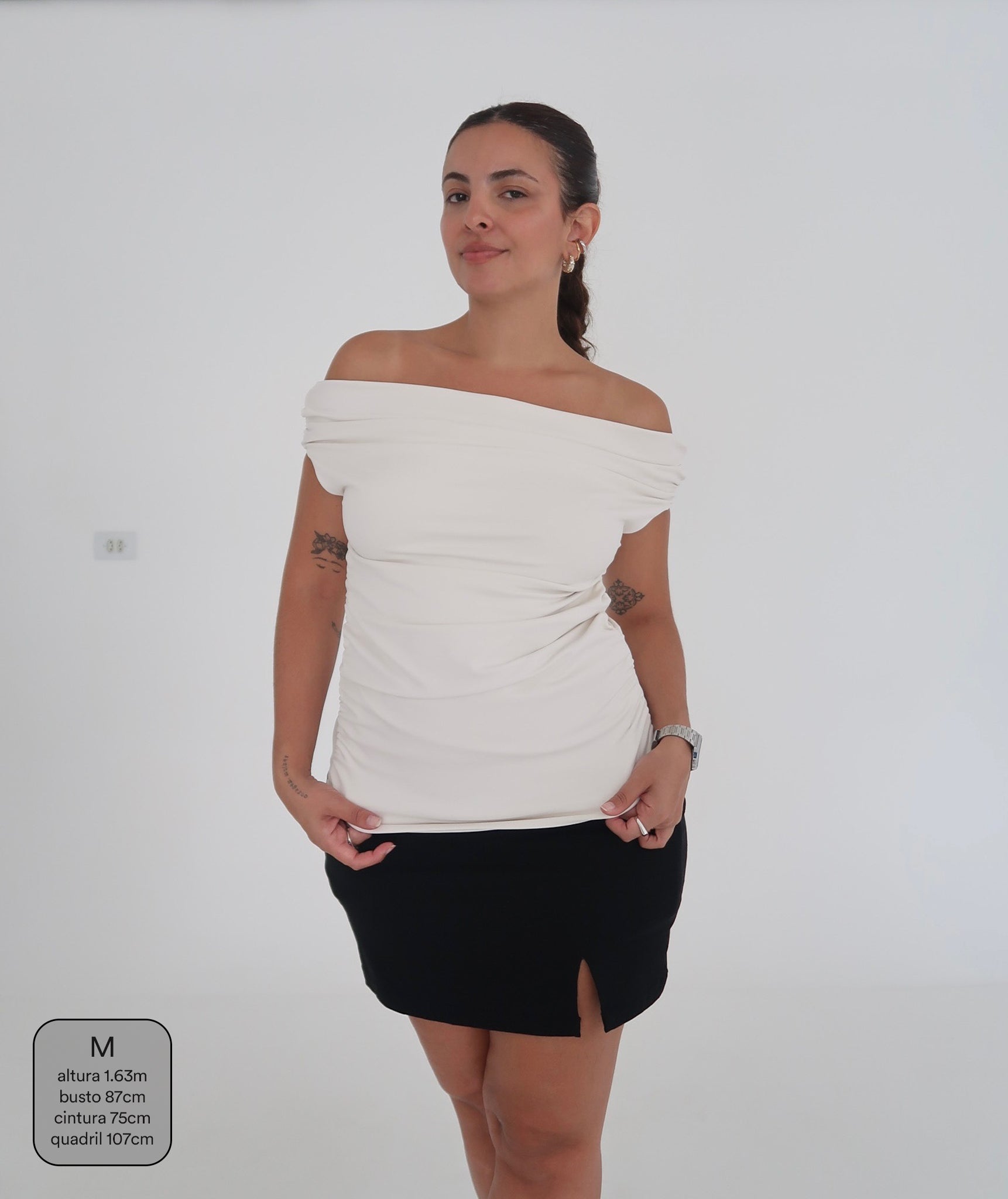 blusa ombro a ombro clássica