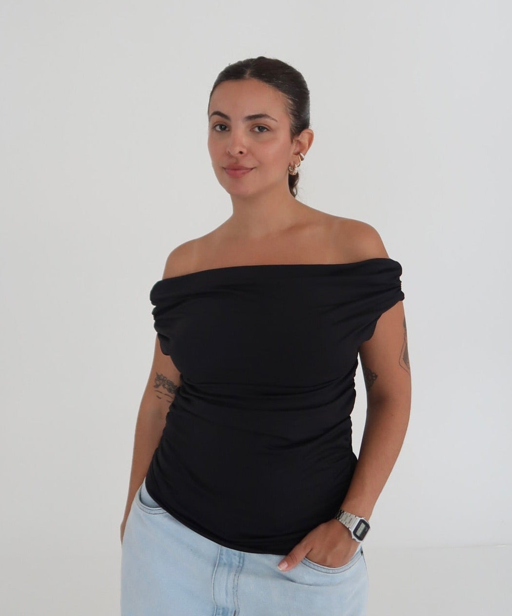 blusa ombro a ombro clássica