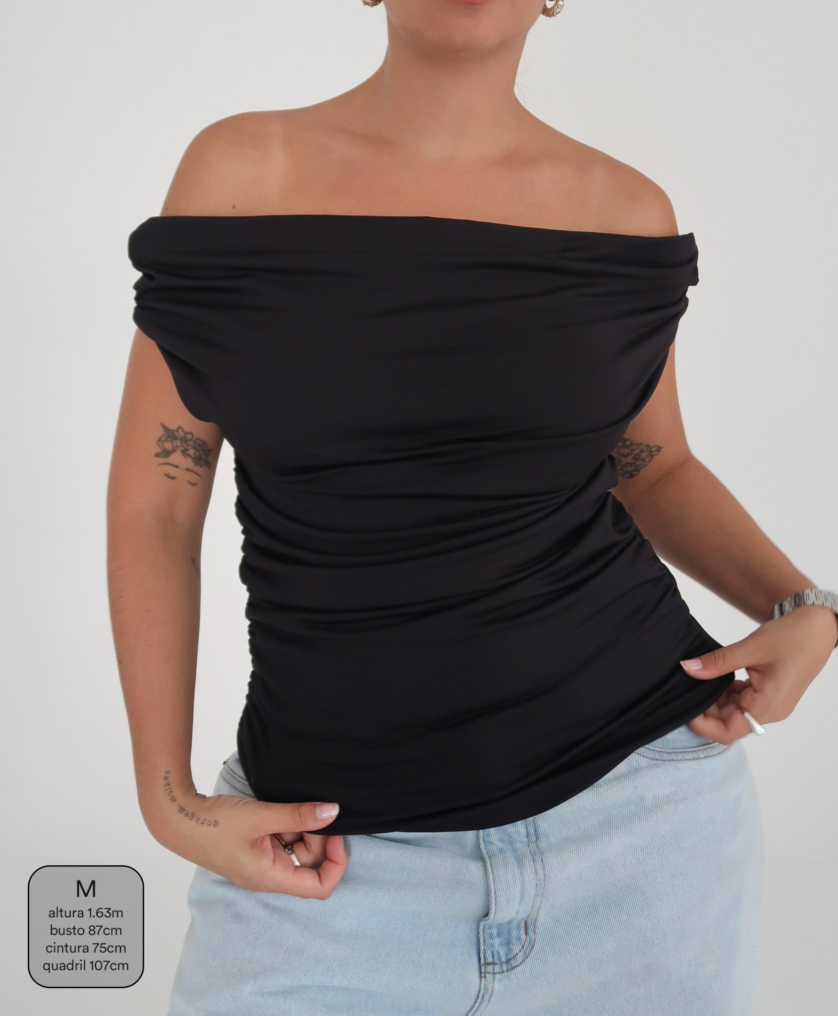 blusa ombro a ombro clássica