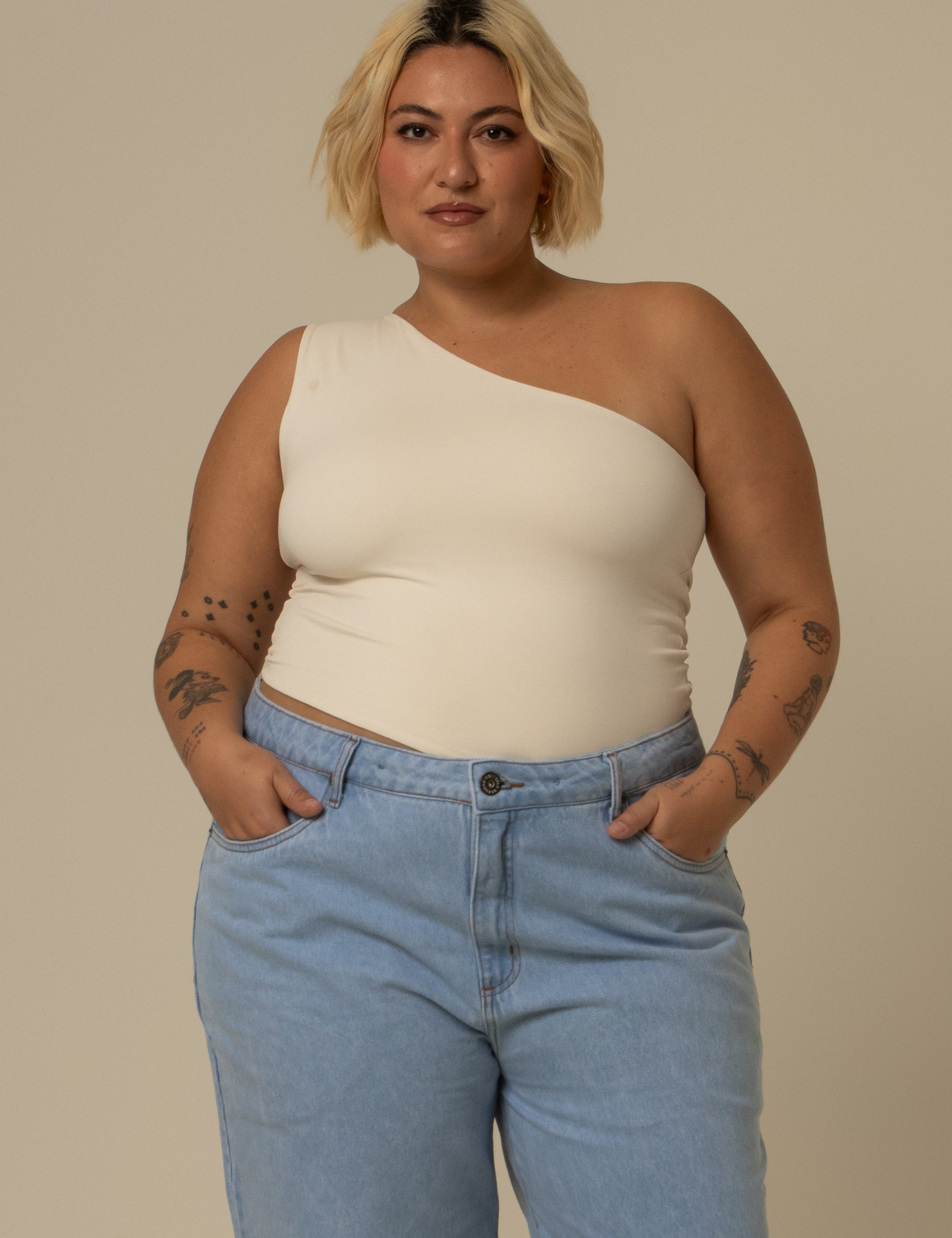 blusa assimétrica desejo clássica