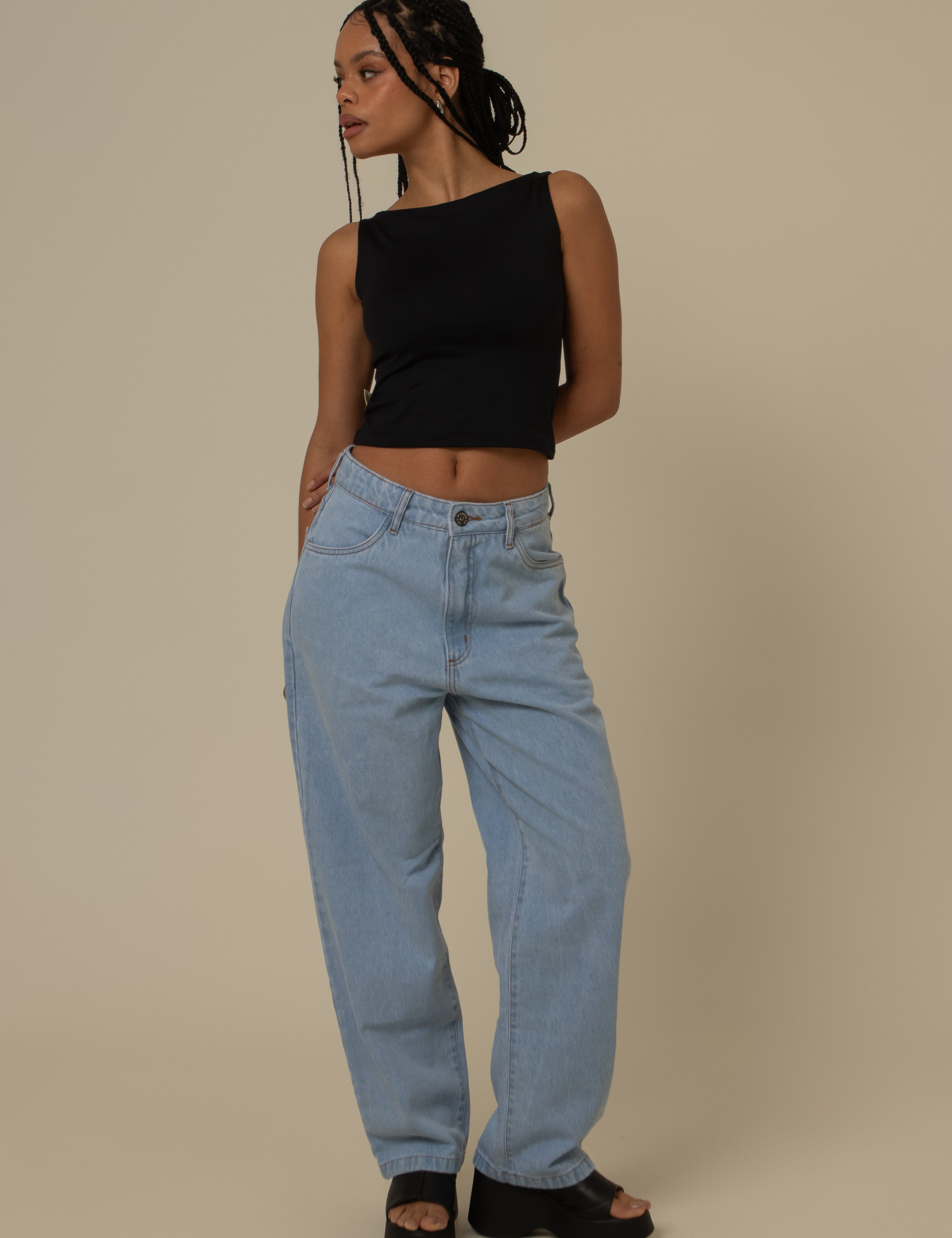 LELABRANDAO_lookbookago-17470_46764cd4-c8e2-4b9e-bf2a-6031c2b8acaa.jpg