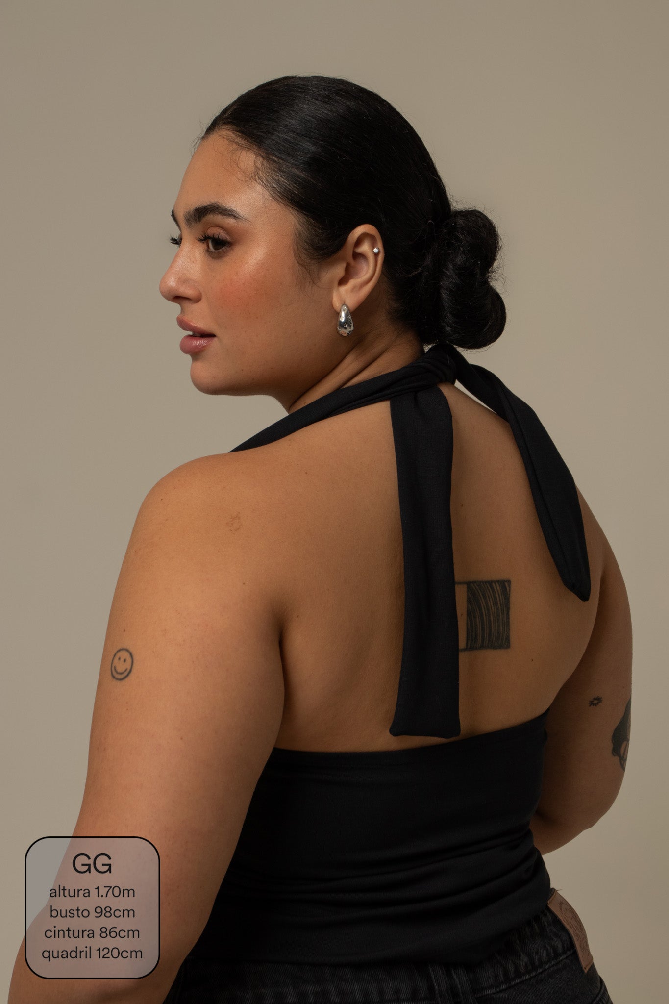 regata push up | blusa com amarração no pescoço