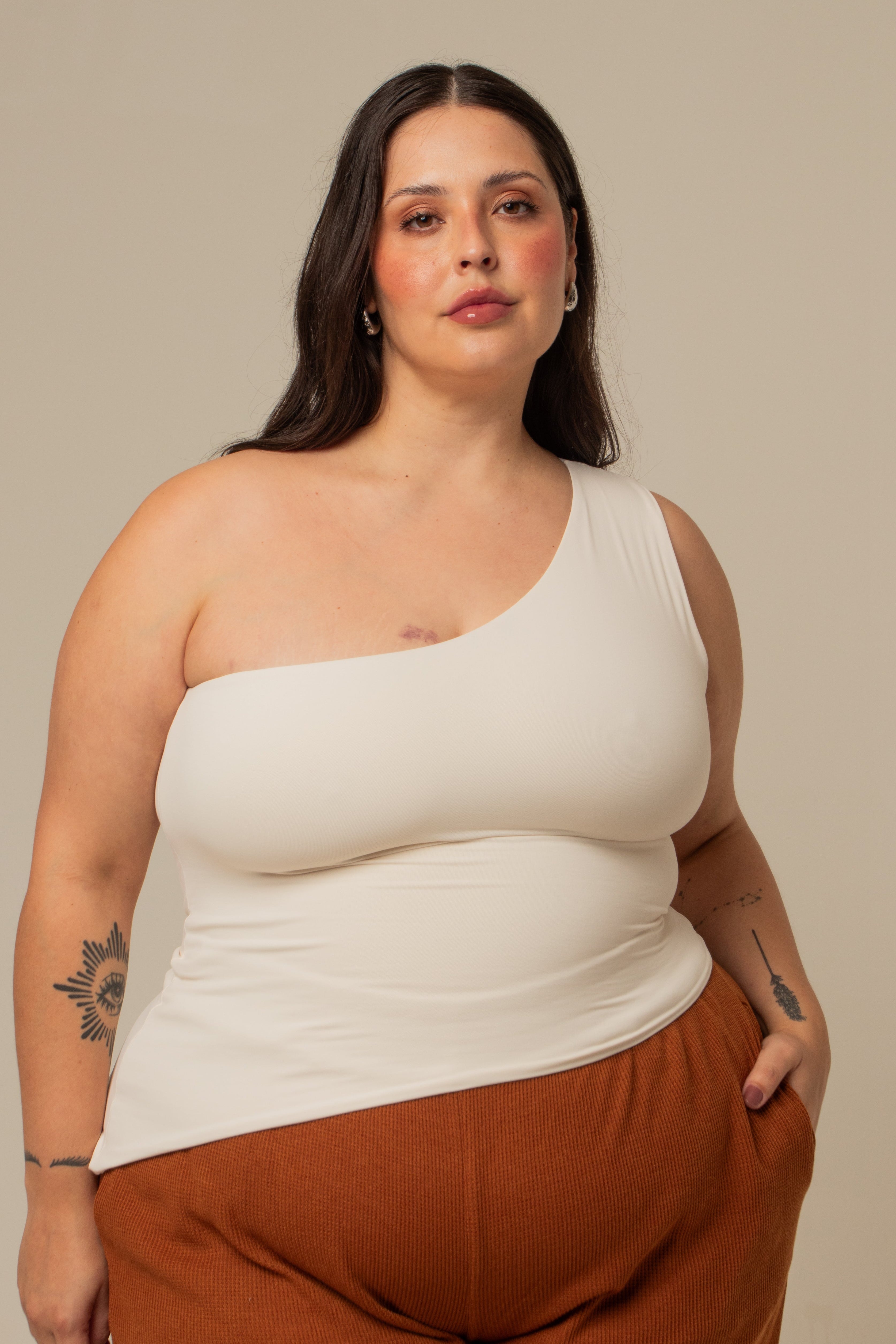 blusa assimétrica desejo clássica