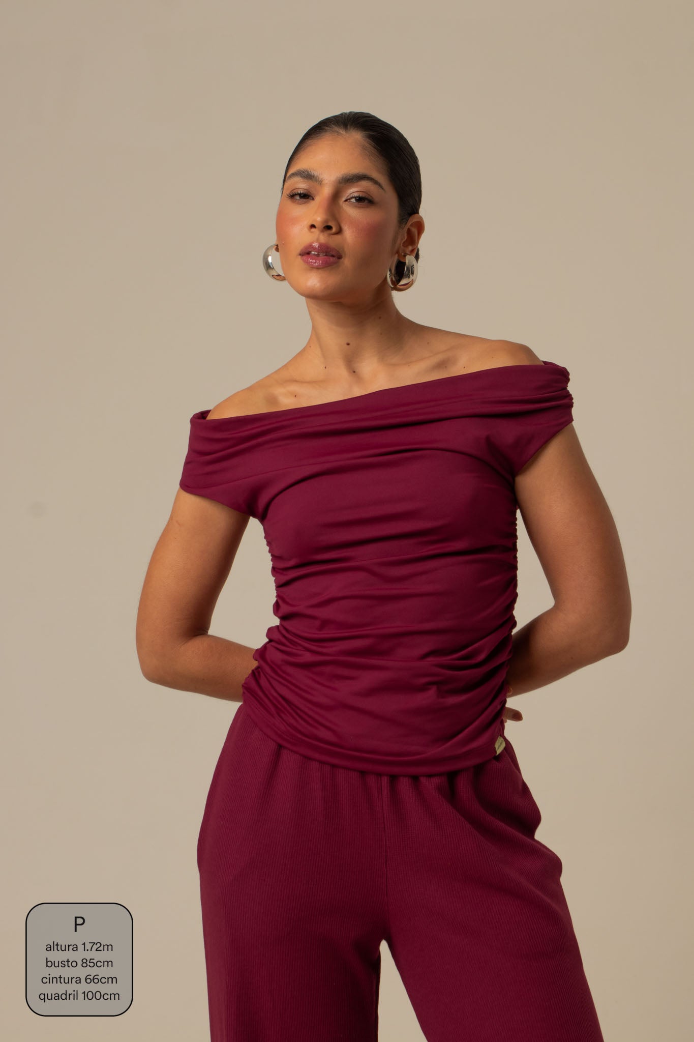 blusa ombro a ombro clássica
