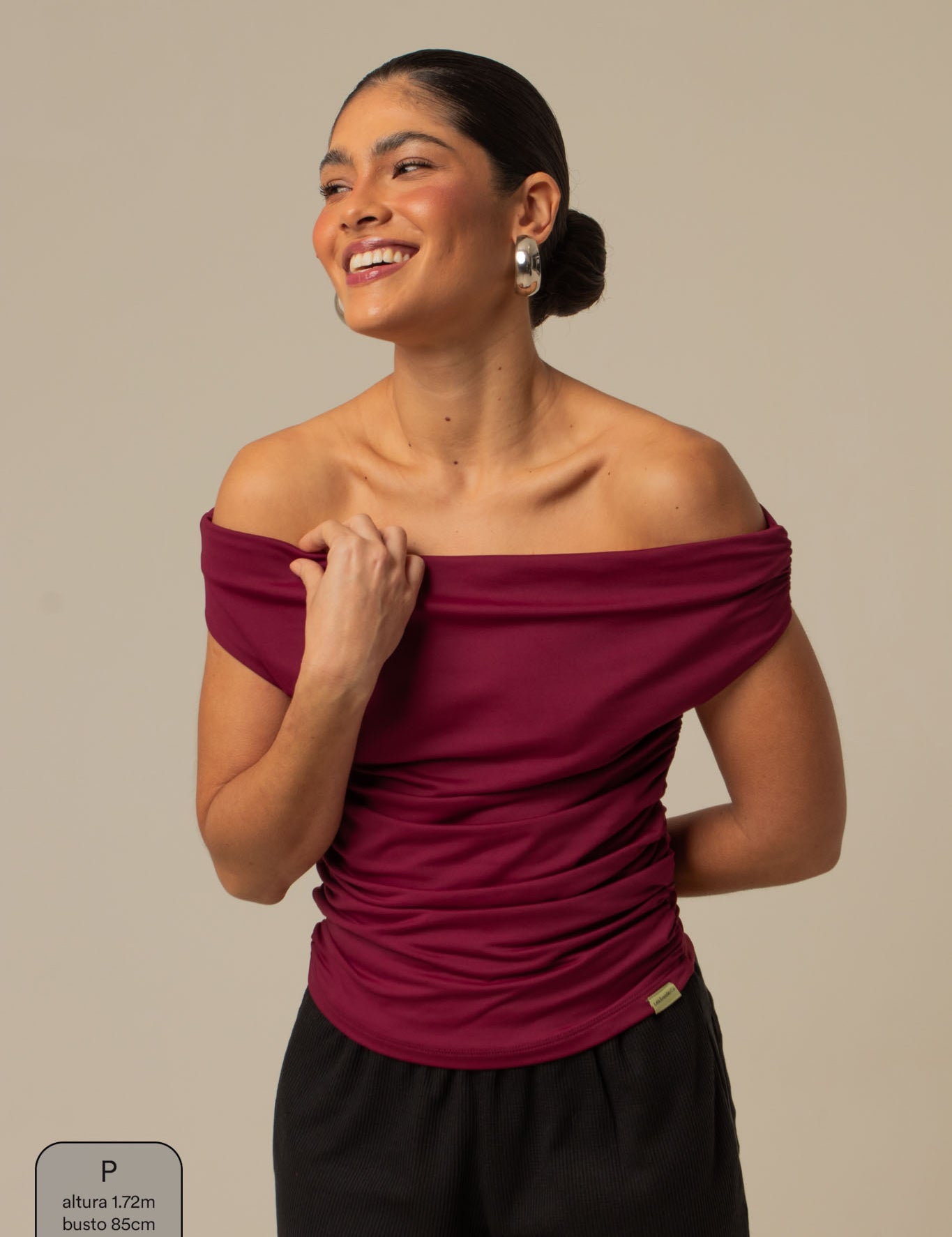 blusa ombro a ombro clássica