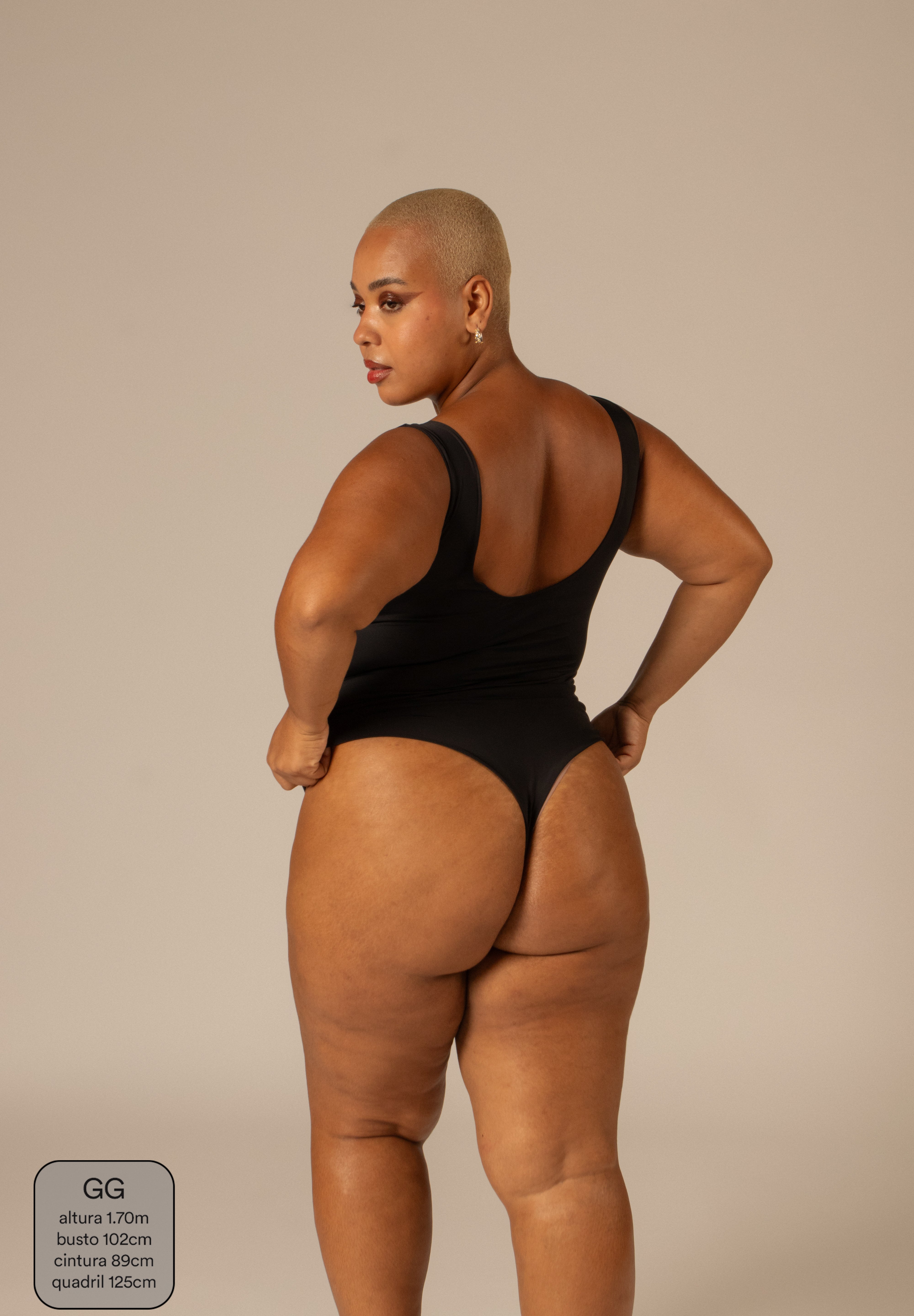 body kim alcinha
