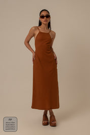 vestido comfy | vestido costas abertas com fenda lateral