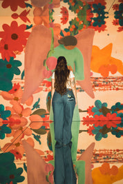 calça jeans ajustável lua | collab tarsila do amaral