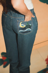 calça jeans ajustável lua | collab tarsila do amaral