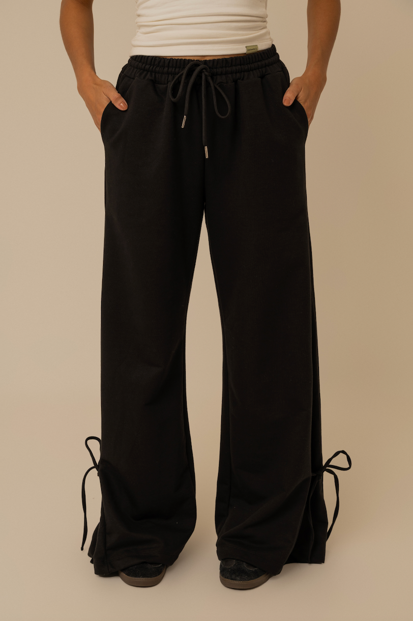 calça de moletom laço cozy | calça de moletom feminina com amarração e bolsos grandes