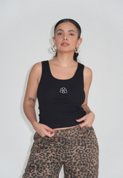 regata bordada florzinha triste |  tank top canelado gostosas também choram