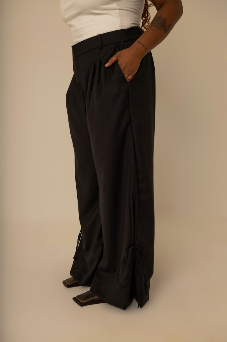 calça laço | calça alfaiataria com amarração na barra