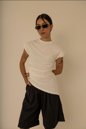 blusa assimétrica manguinha chefa