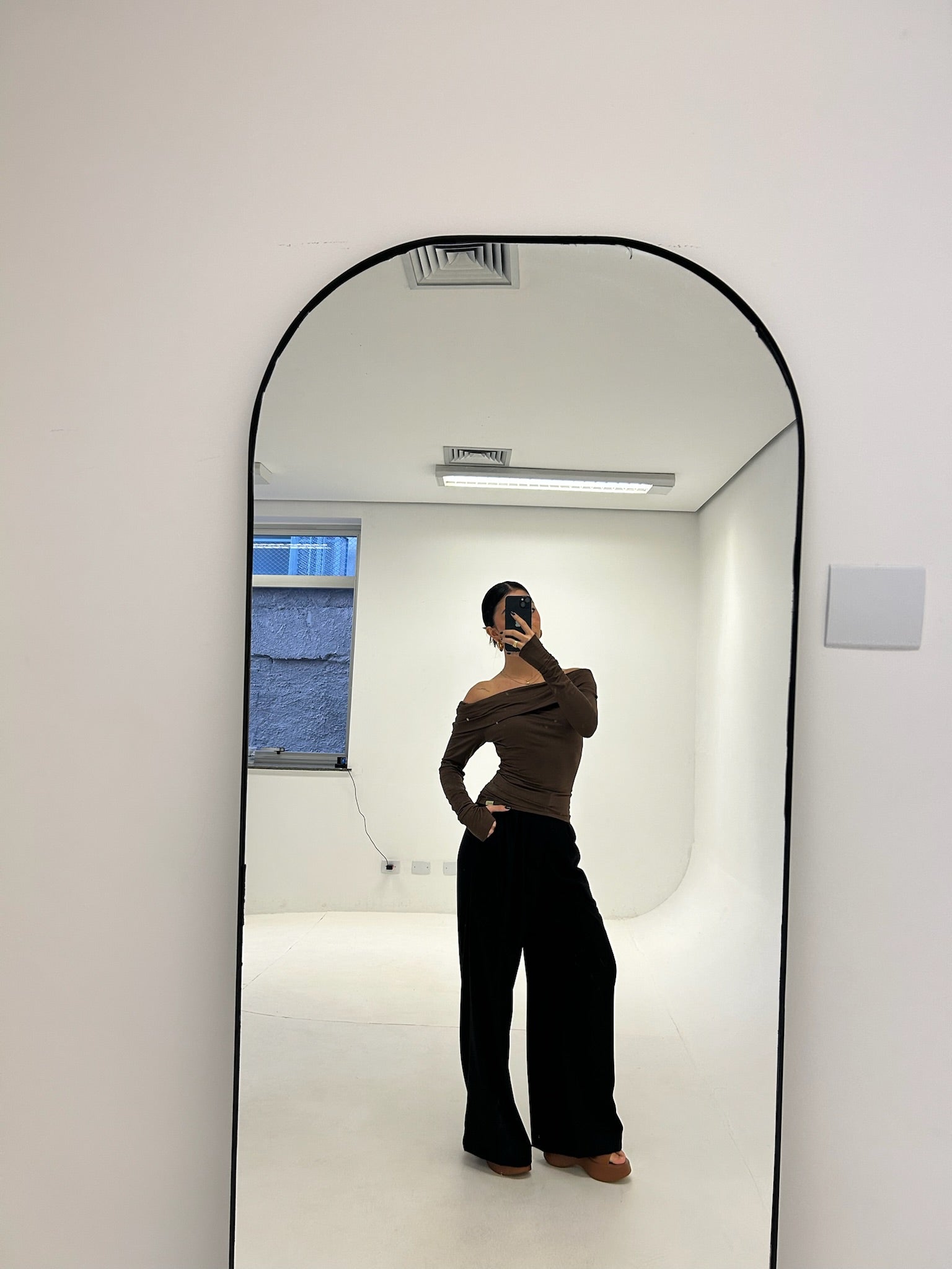 blusa manga longa ombro a ombro