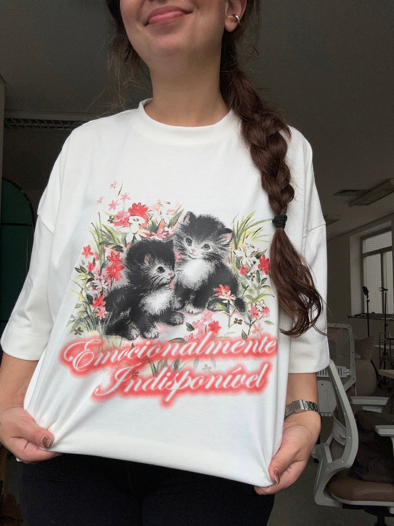 camiseta emocionalmente indisponível