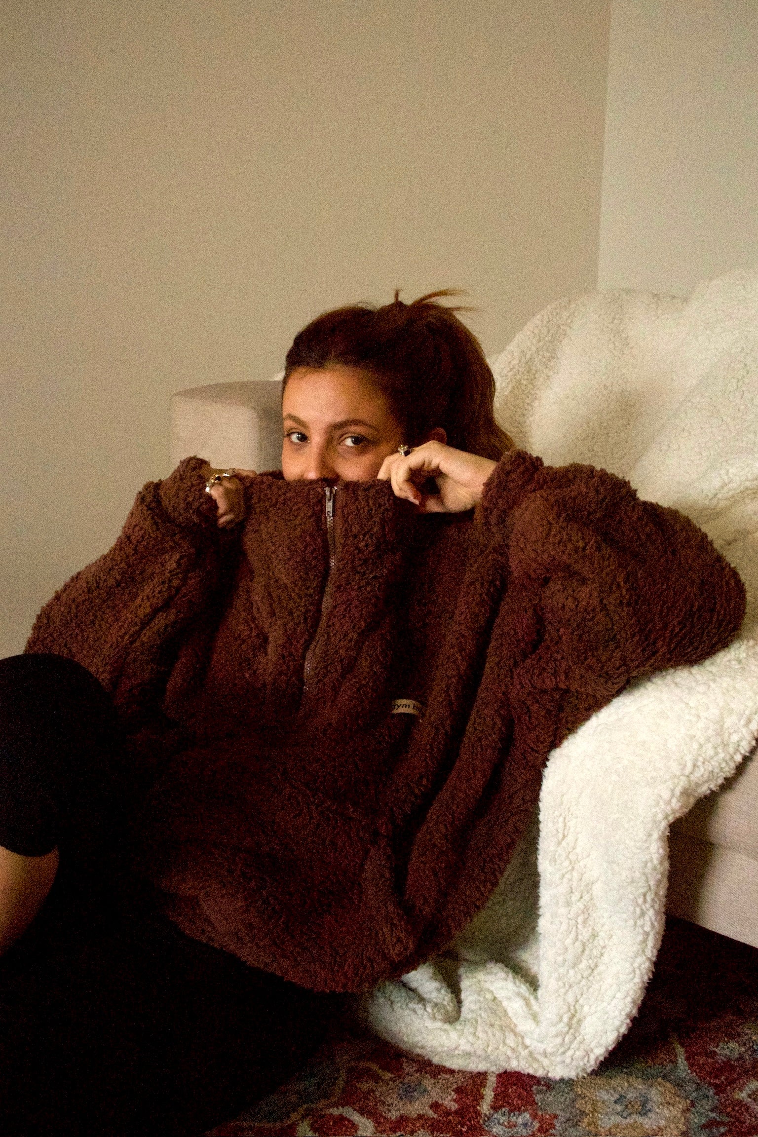 moletom gym babe peludinho cozy | moletom feminino oversized peluciado