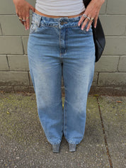calça jeans ajustável wide acid wash