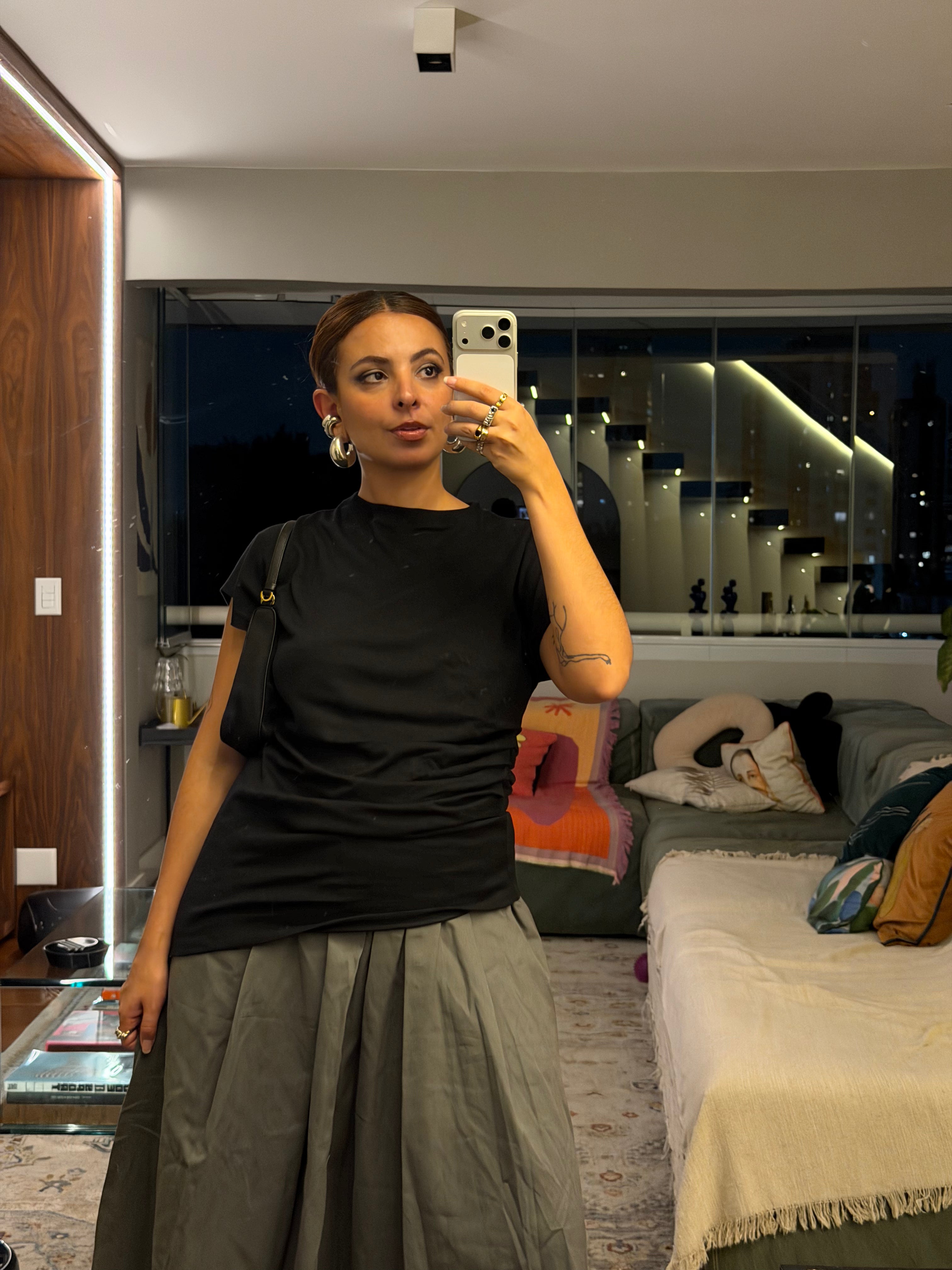 blusa assimétrica manguinha chefa