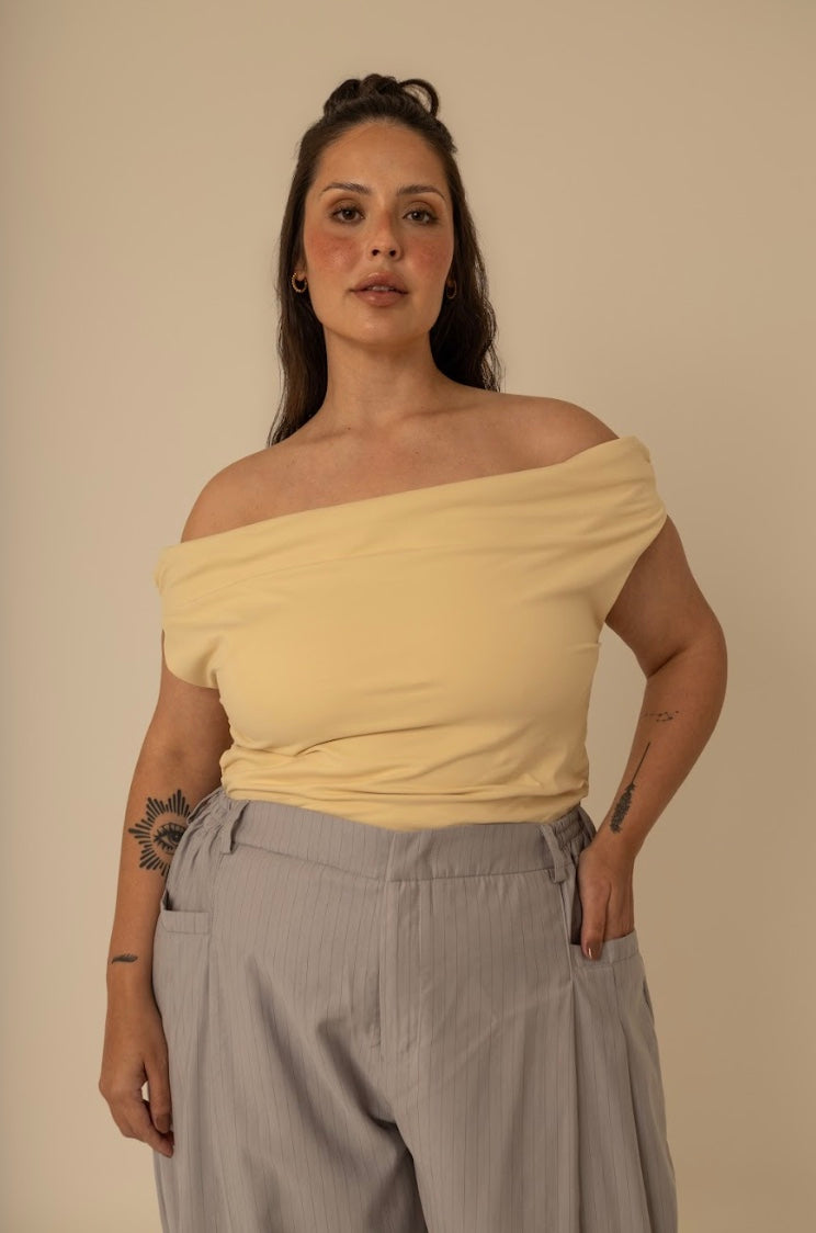 blusa ombro a ombro clássica