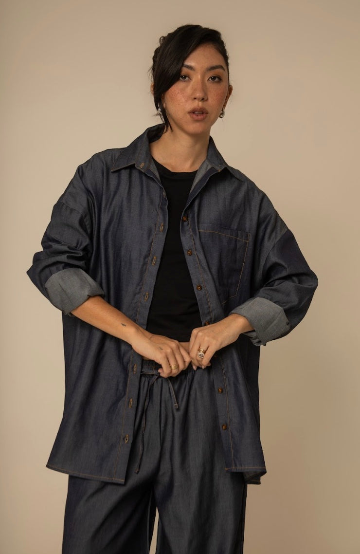 camisa jeans levinha oversized