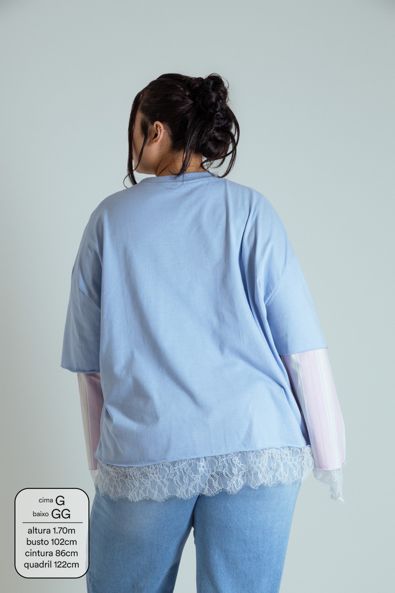camisetão sobreposição renda oversized LUV