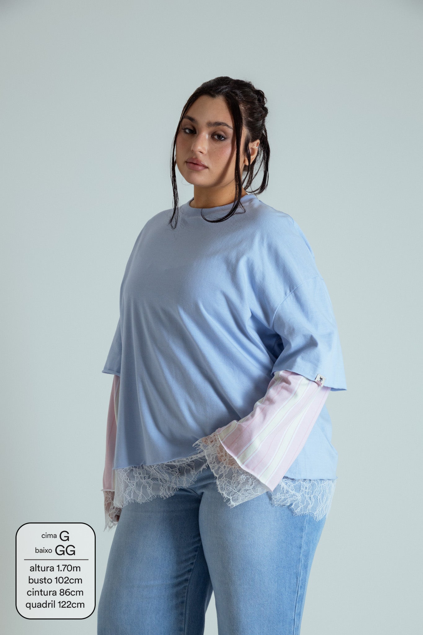 camisetão sobreposição renda oversized LUV