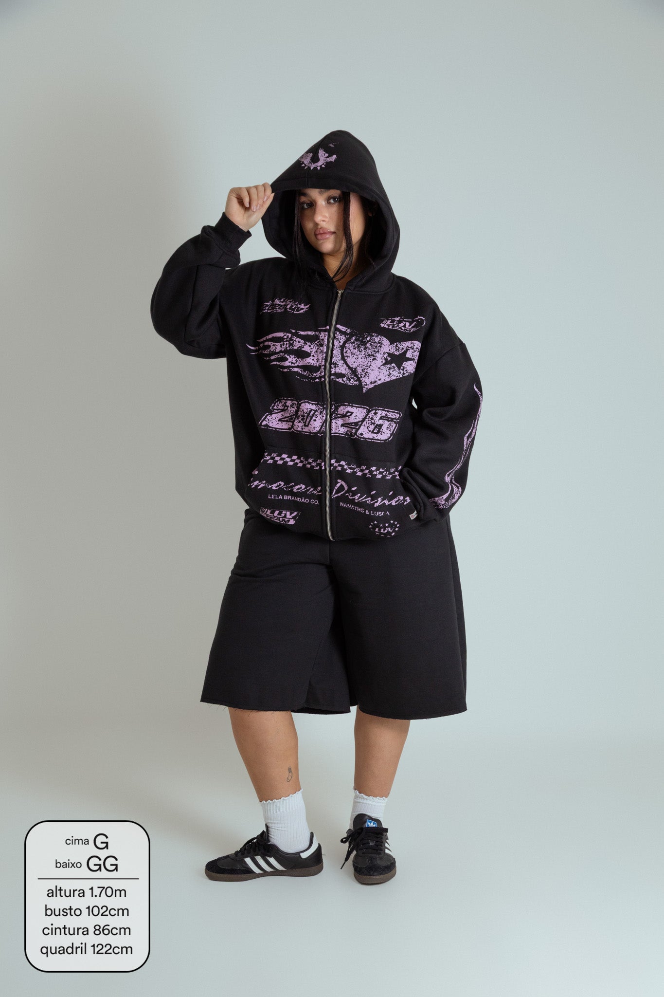 moletom estampado com zíper e capuz oversized LUV