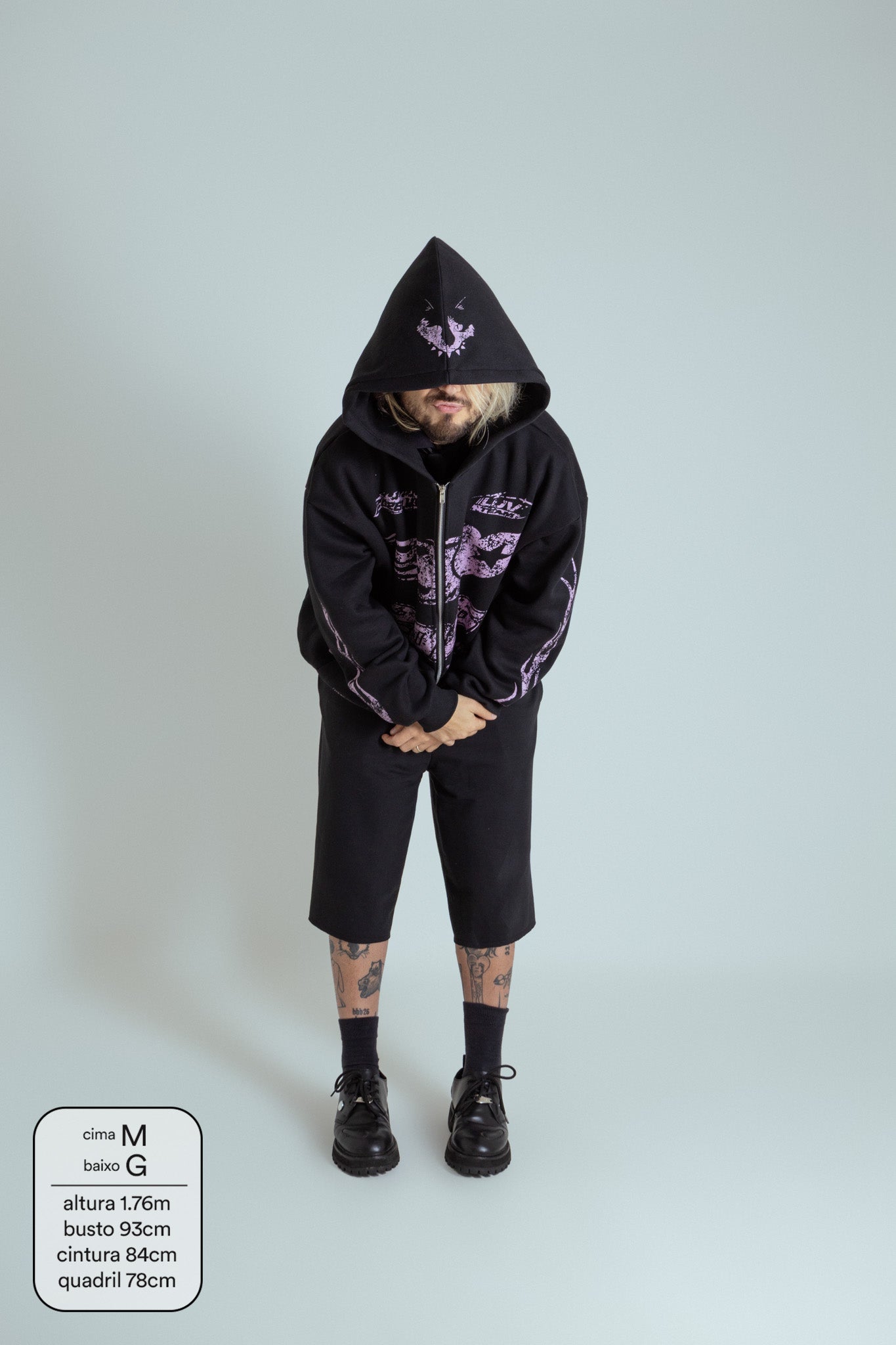 moletom estampado com zíper e capuz oversized LUV