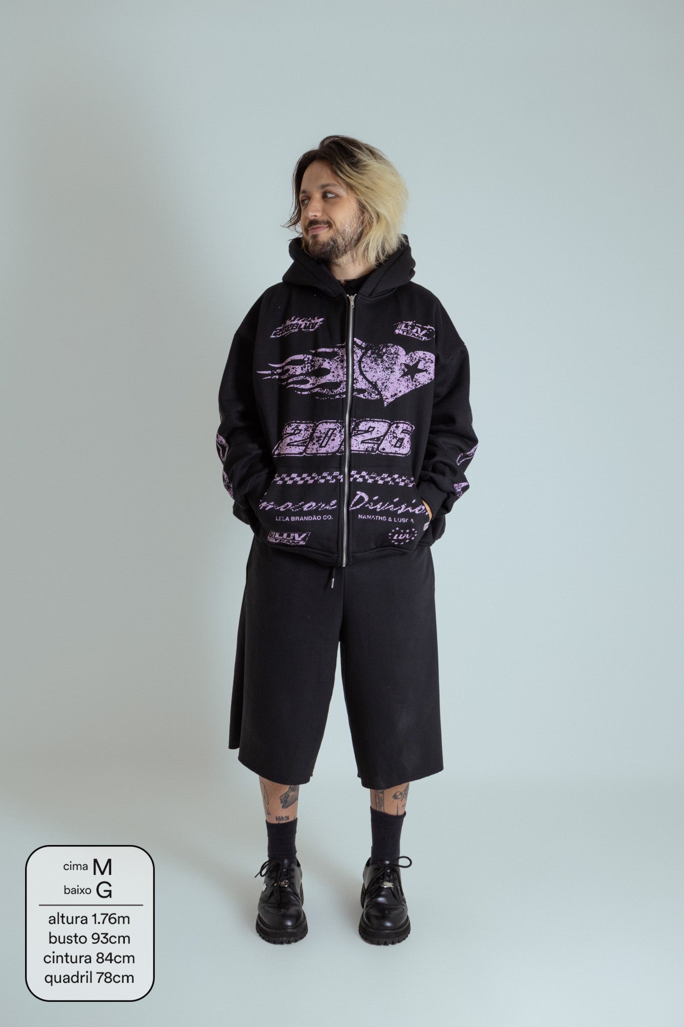 moletom estampado com zíper e capuz oversized LUV