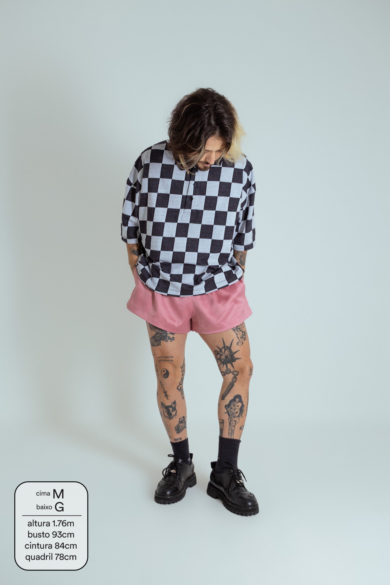 polo emo quadriculada oversized manga curta LUV