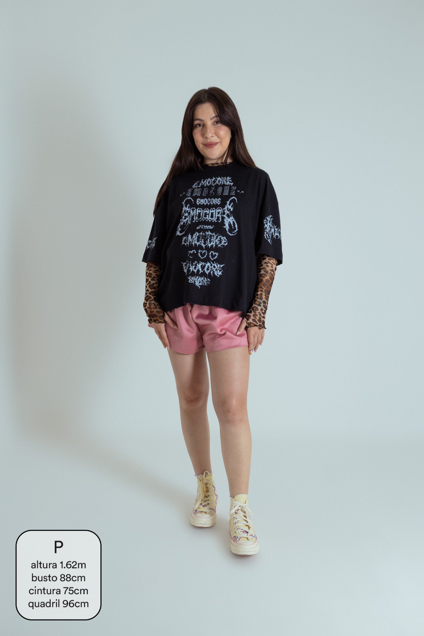 camisetão emocore LUV | camiseta oversized 100% algodão