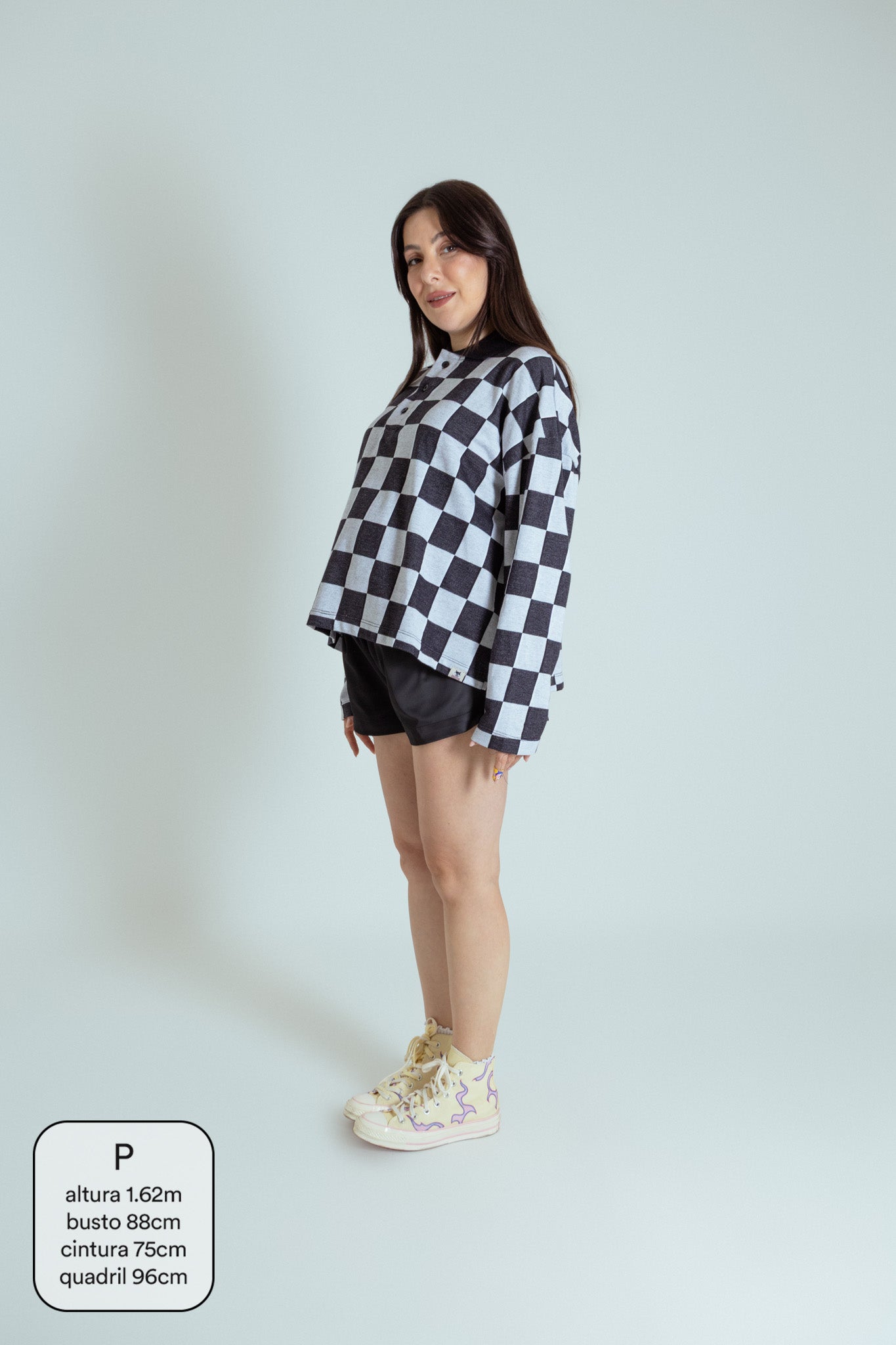 polo emo quadriculada oversized manga longa LUV