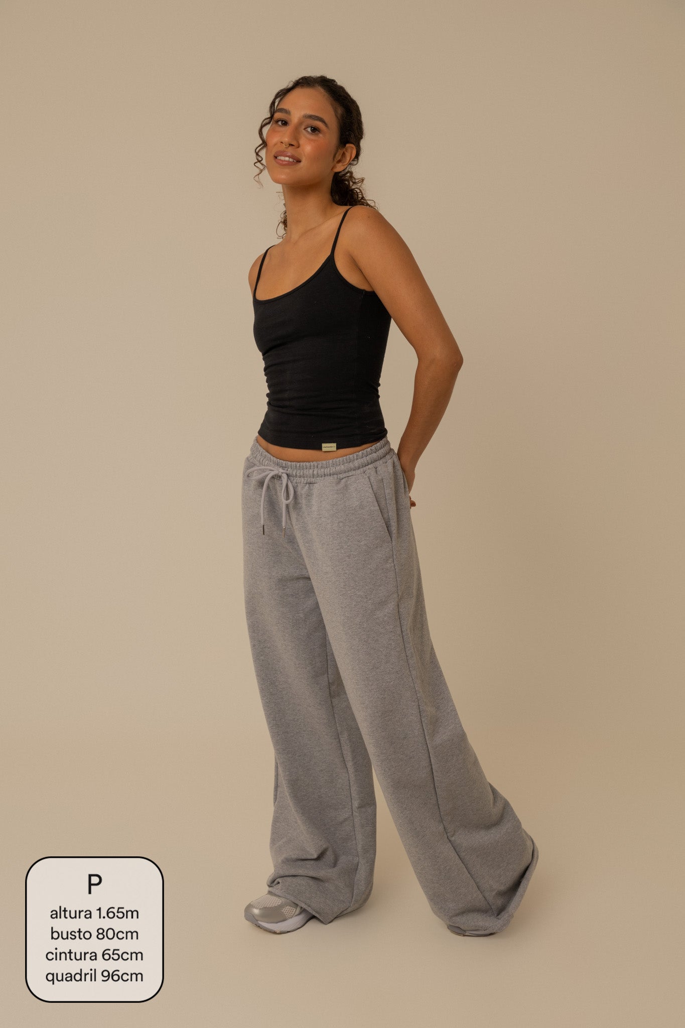 calça de moletom cozy wide | calça de moletom feminina ampla com bolsos grandes