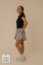 short de moletom recortes cozy | short moletom feminino com cós de elástico e cordão