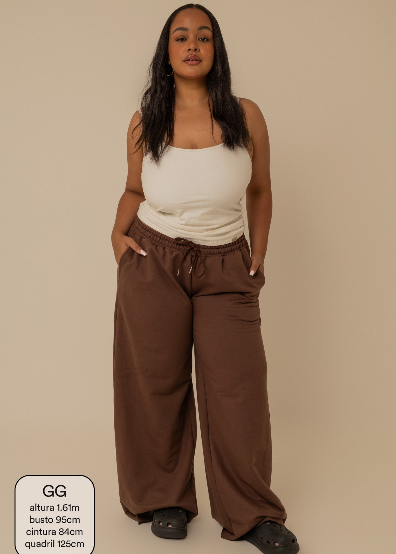 calça de moletom cozy wide | calça de moletom feminina ampla com bolsos grandes