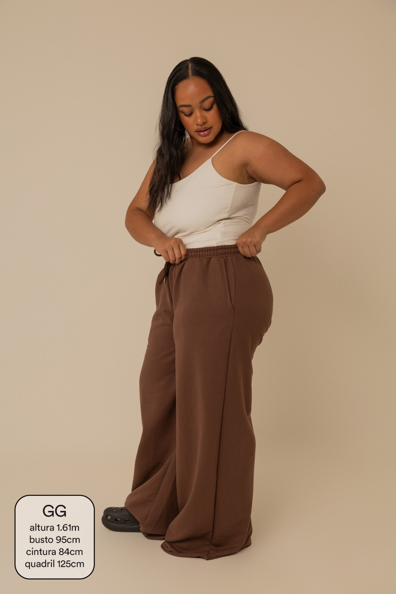 calça de moletom cozy wide | calça de moletom feminina ampla com bolsos grandes