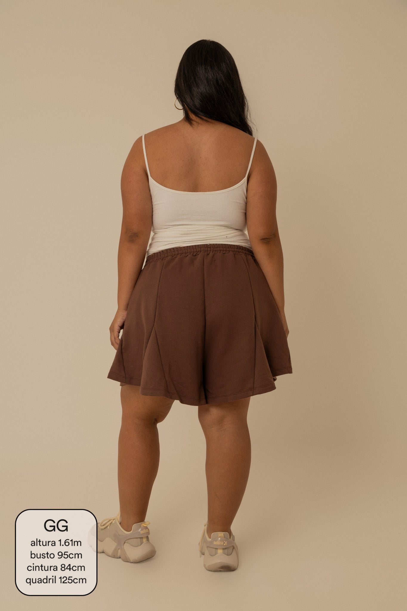 short de moletom recortes cozy | short moletom feminino com cós de elástico e cordão