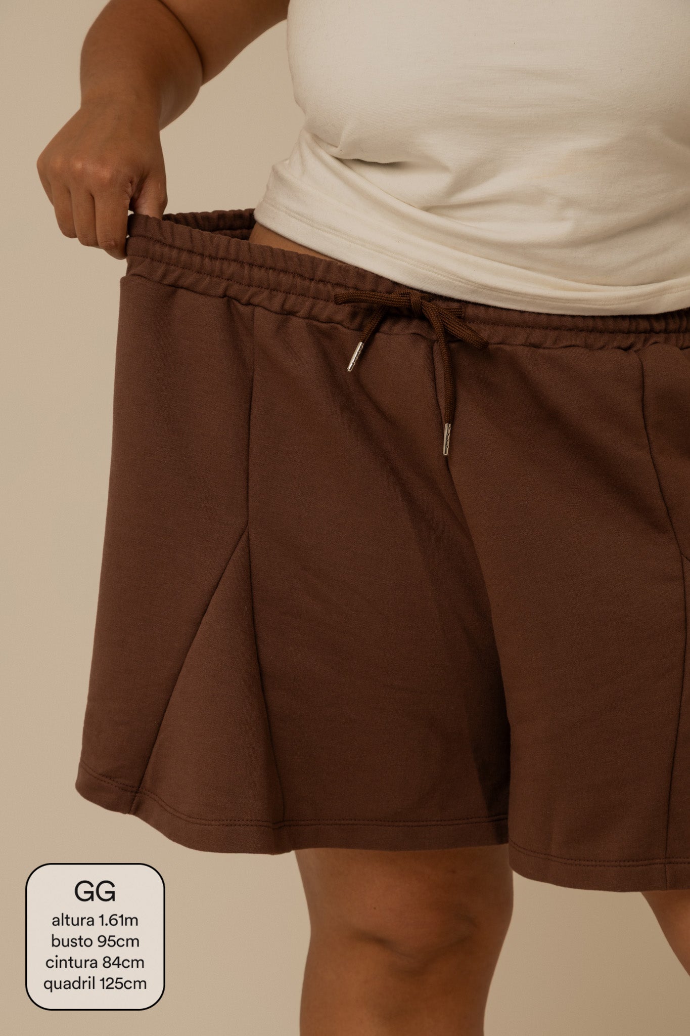 short de moletom recortes cozy | short moletom feminino com cós de elástico e cordão