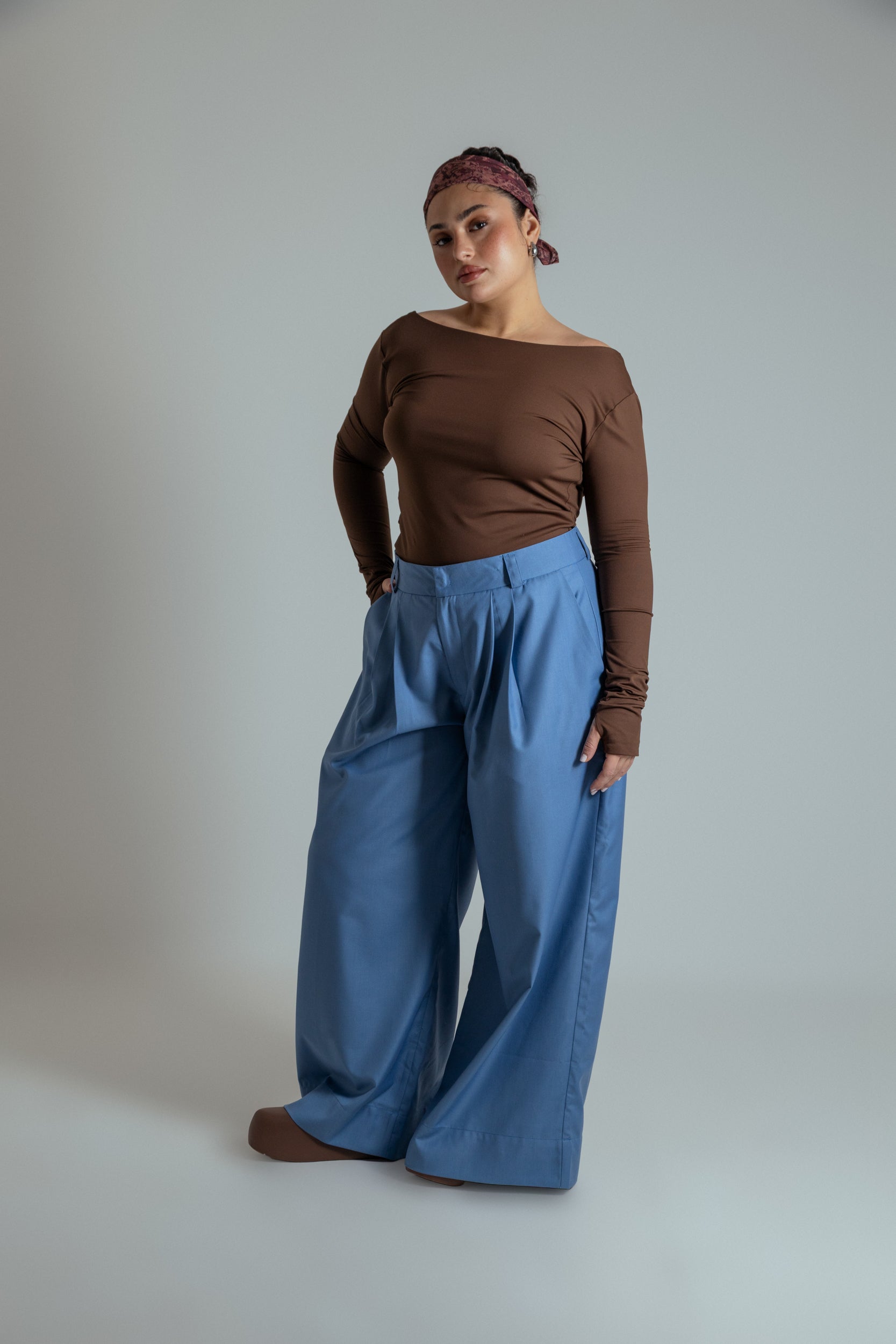 calça alfaiataria ajustável chefa