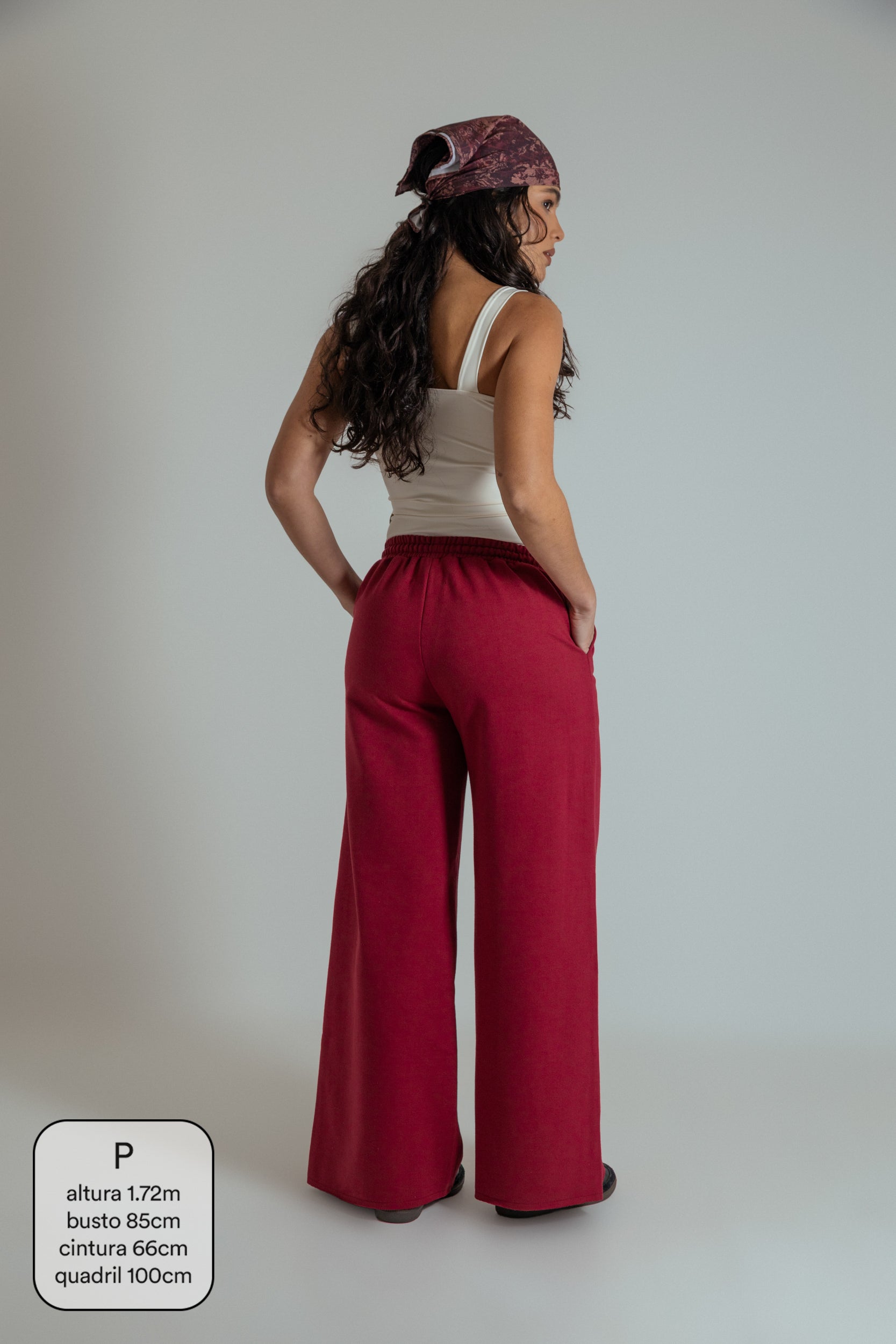 calça de moletom cozy wide | calça de moletom feminina ampla com bolsos grandes