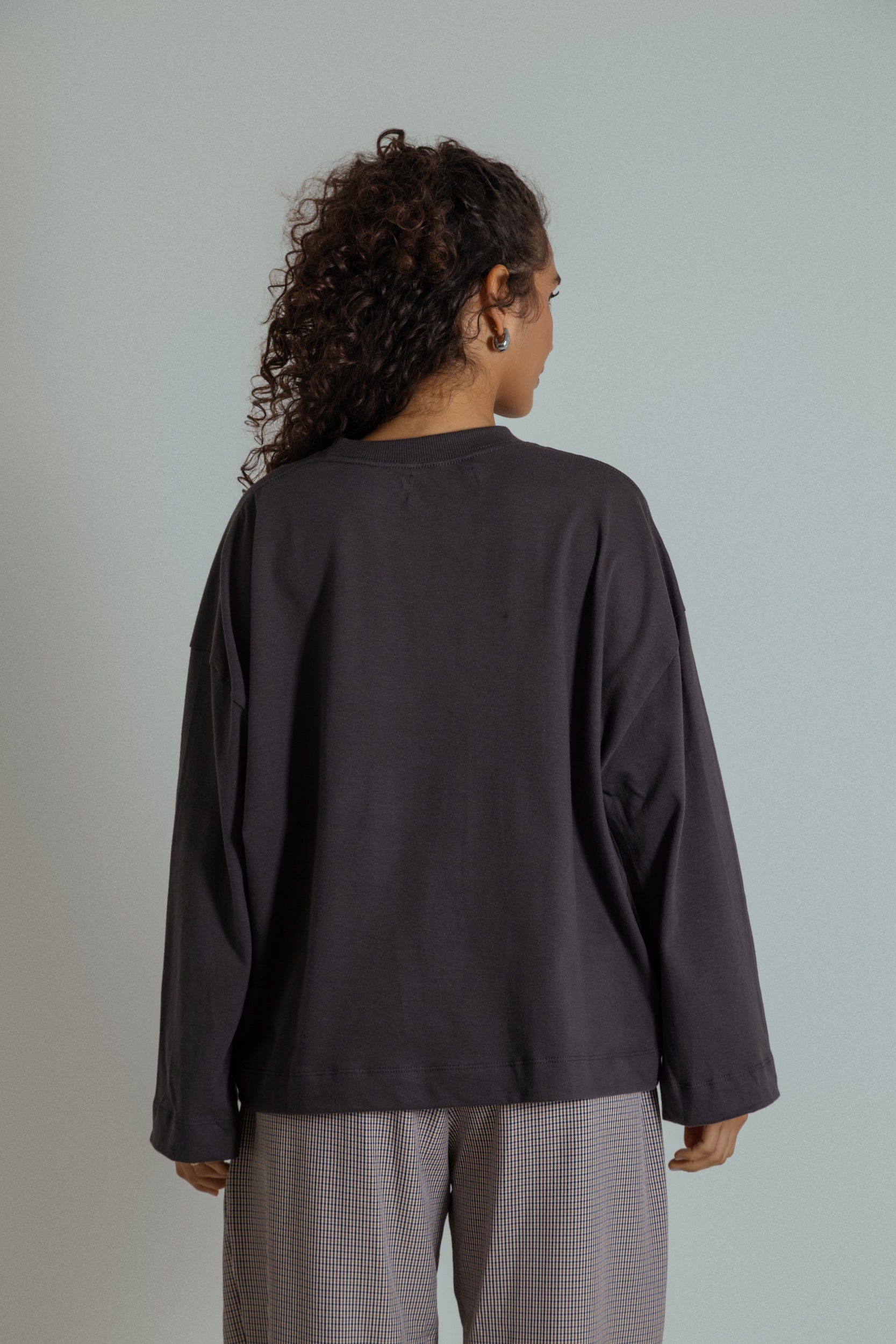 camisetão oversized manga longa de algodão