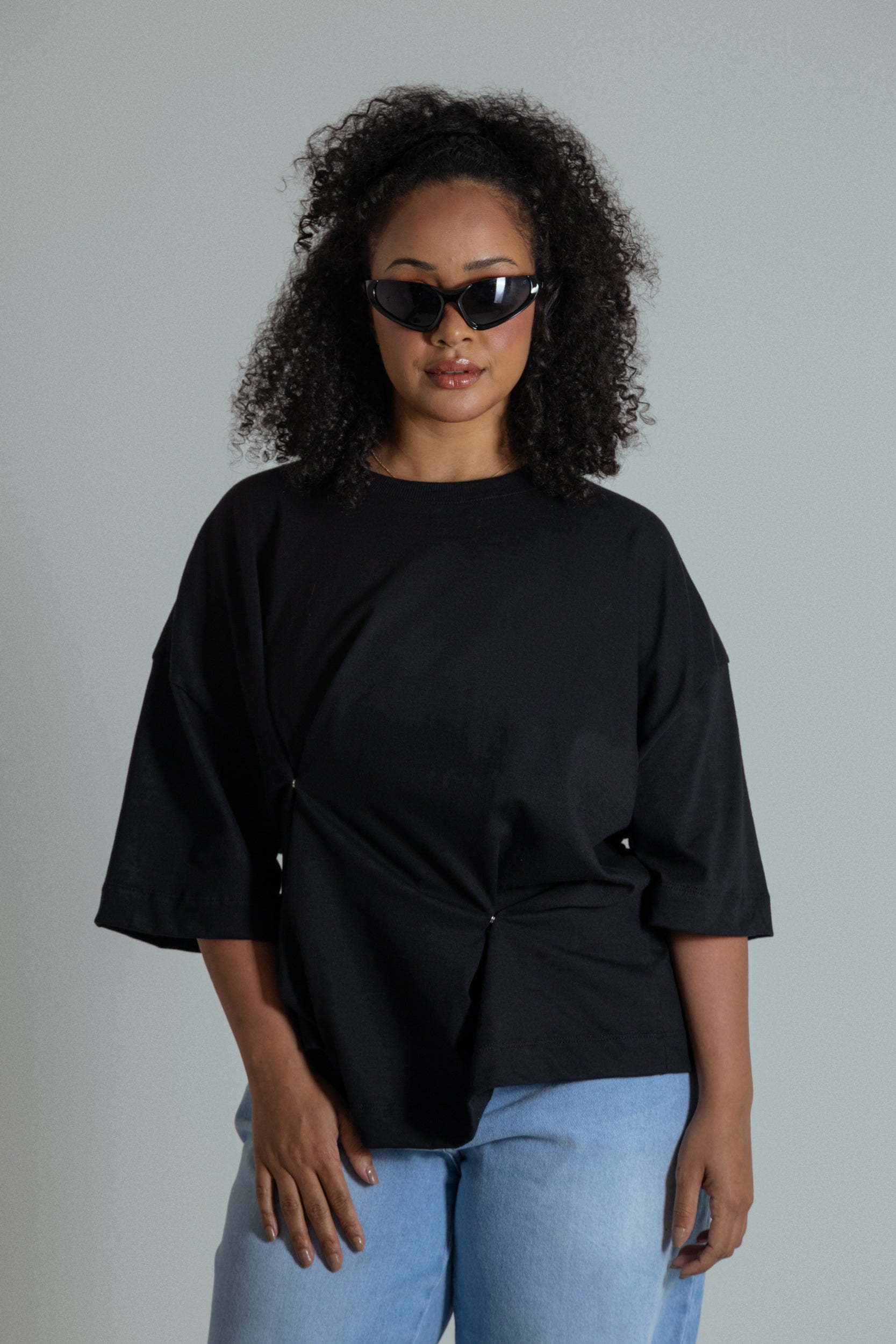 camisetão oversized ajustável com botões