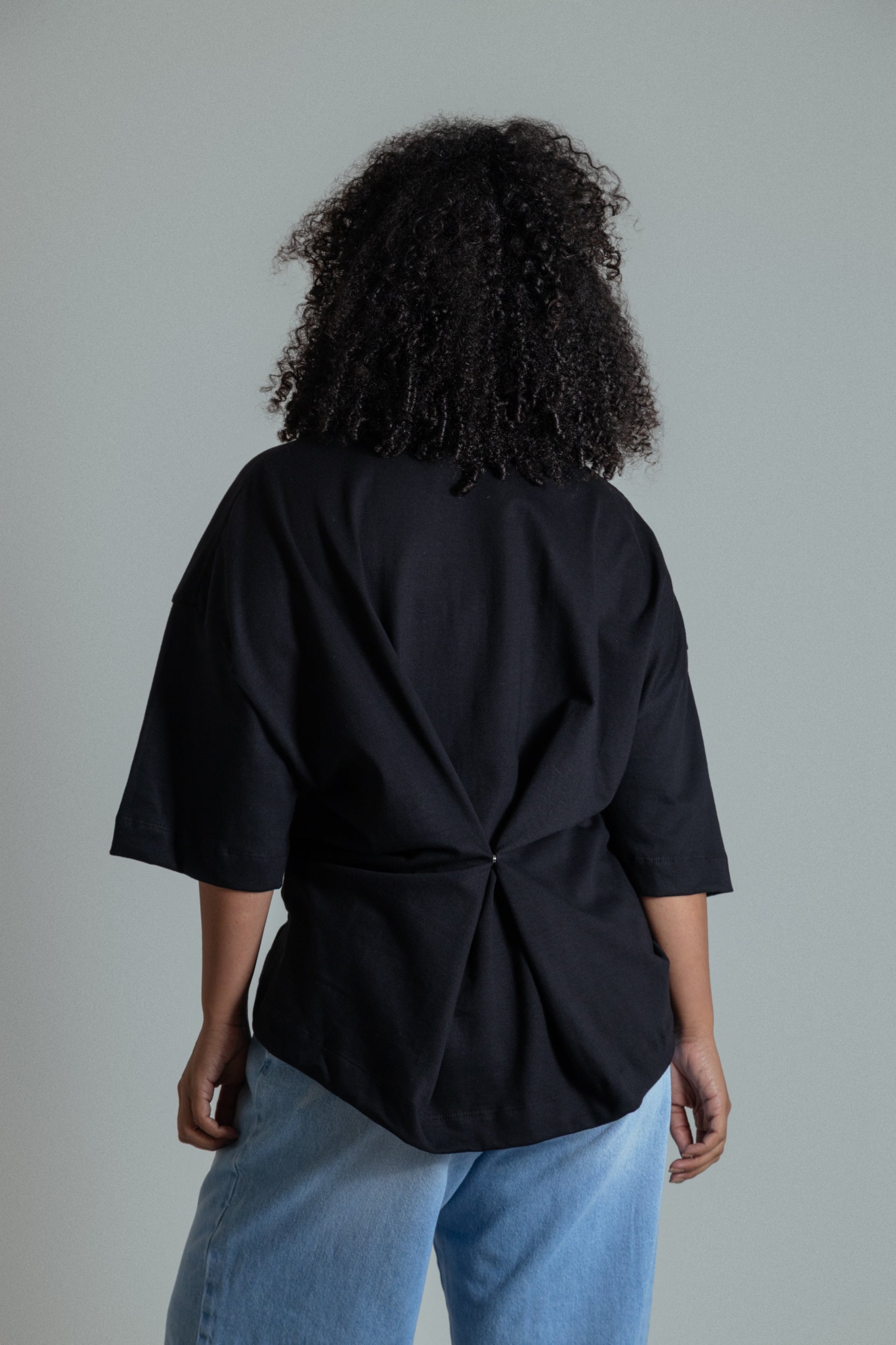 camisetão oversized ajustável com botões