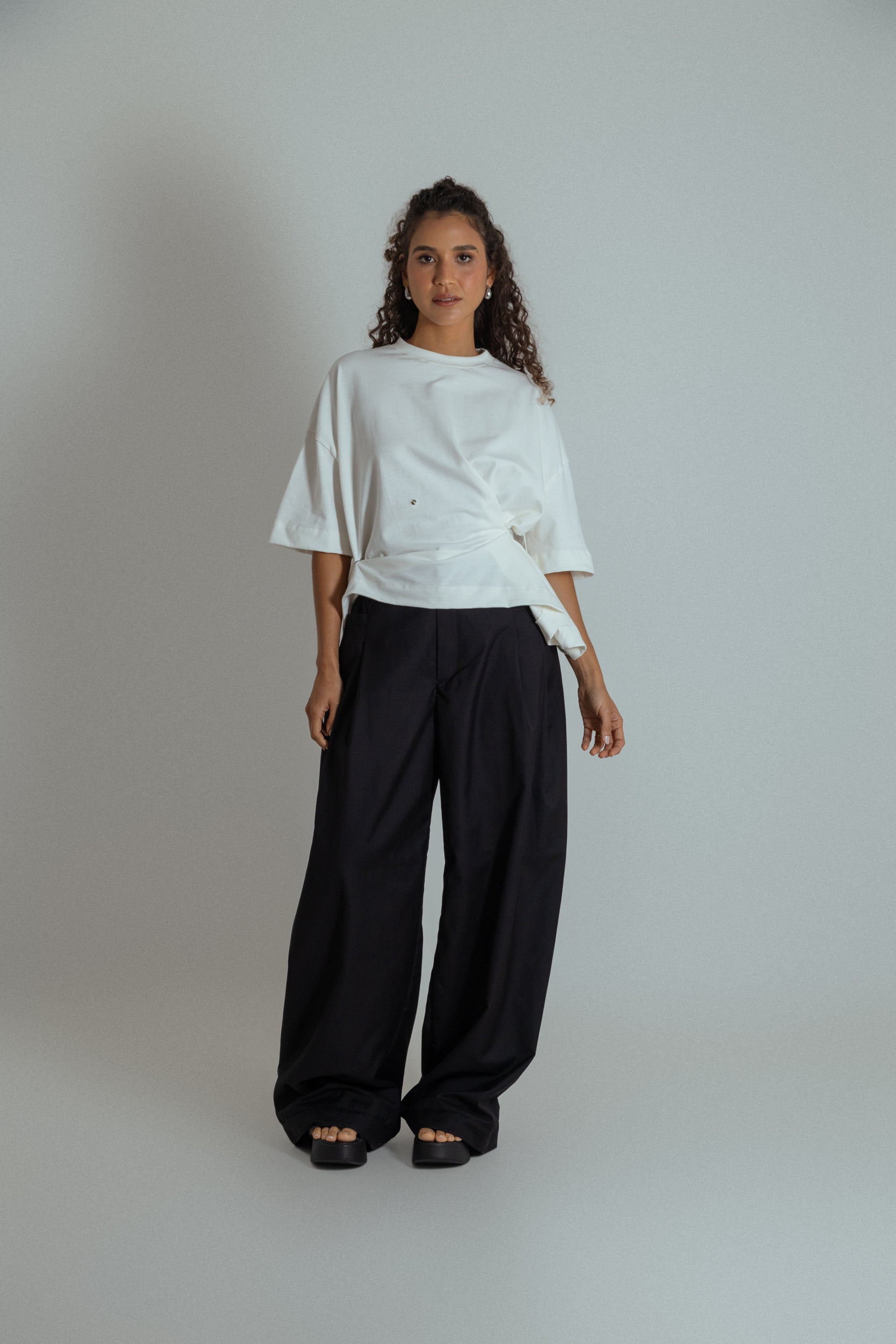 camisetão oversized ajustável com botões