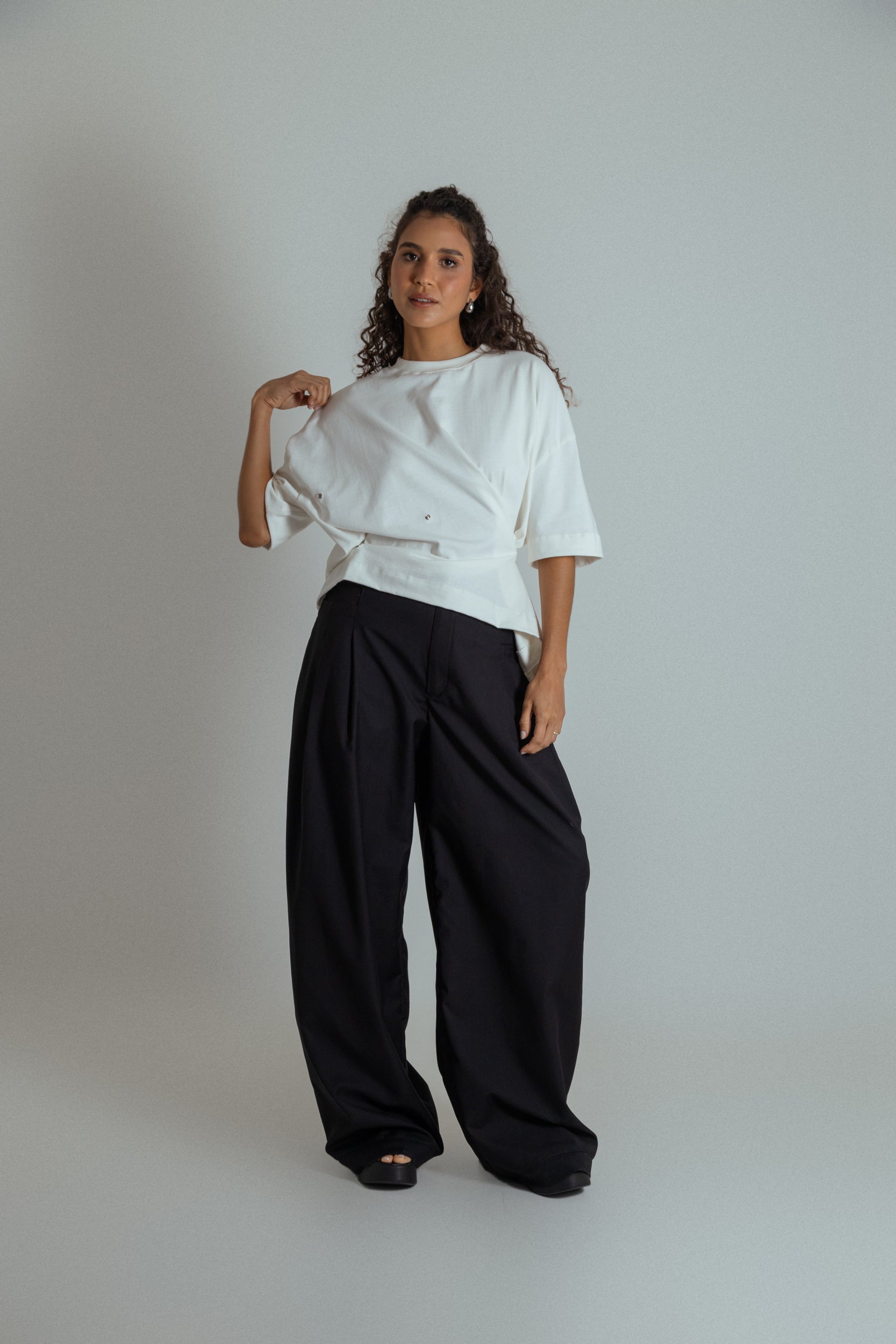 camisetão oversized ajustável com botões